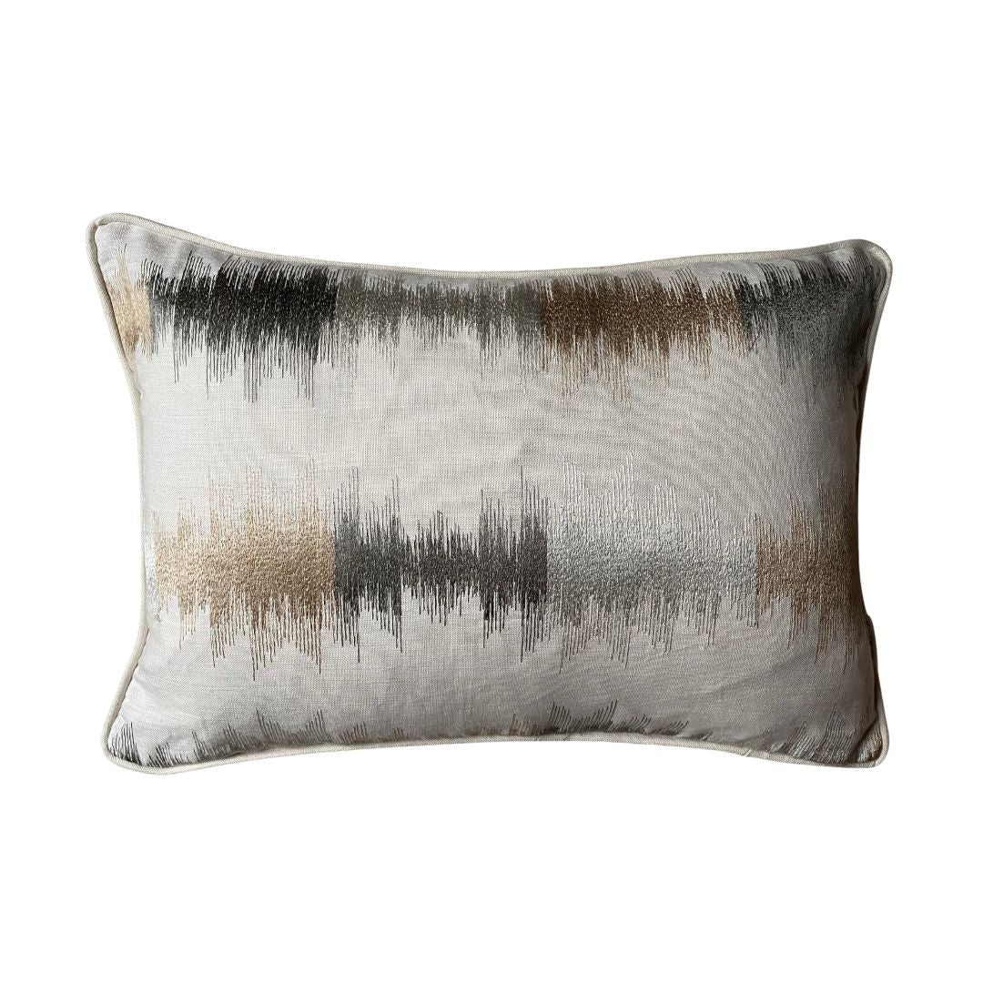 Silver 2024 rectangle cushion