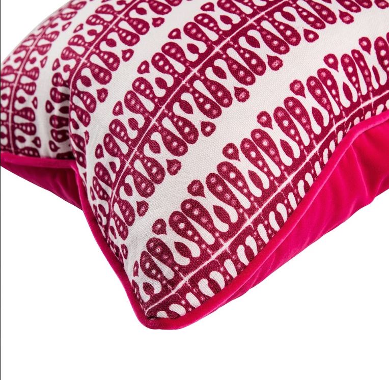 Kelling Home Cushion - Hearts and Minds
