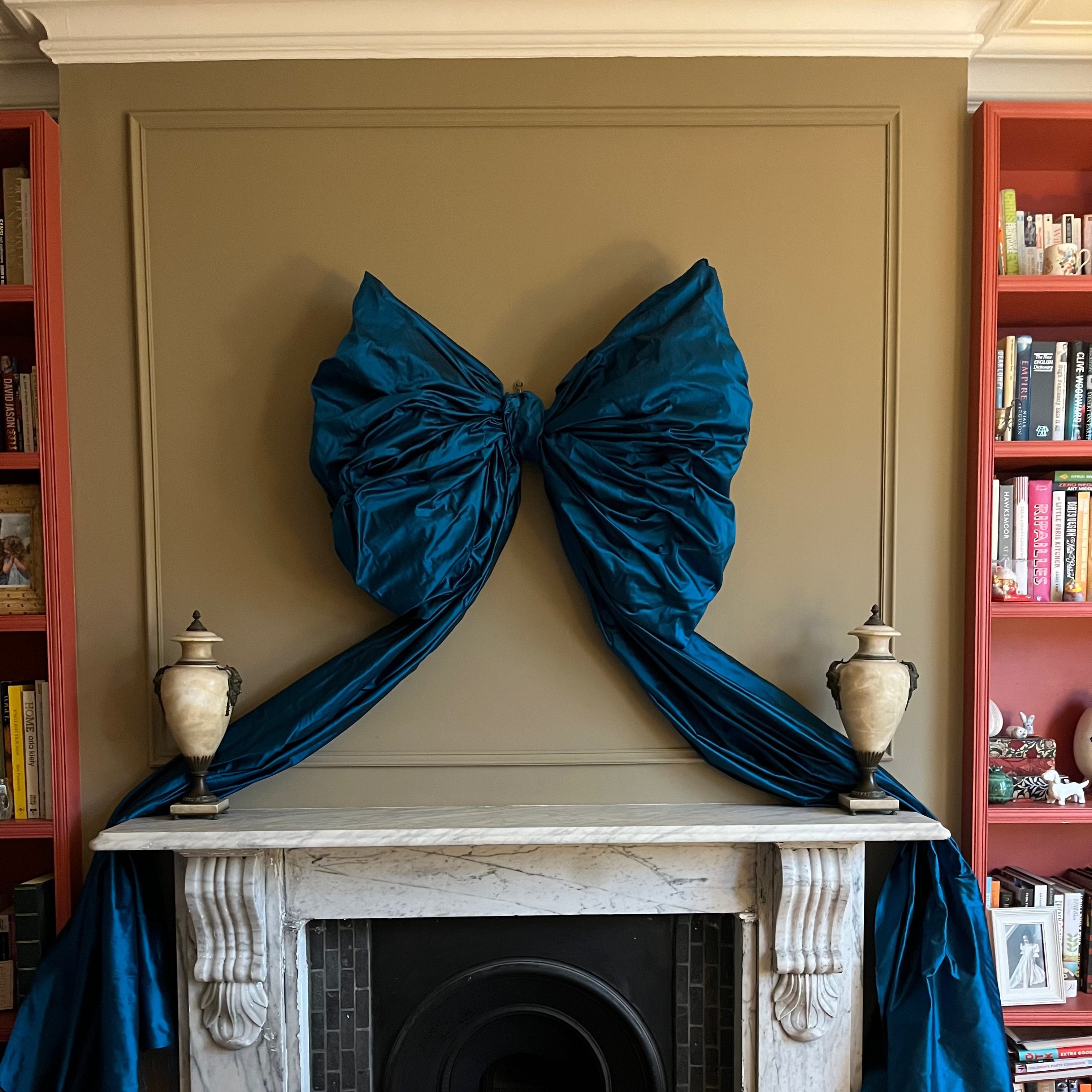 Massive Bow - Turquoise Silk