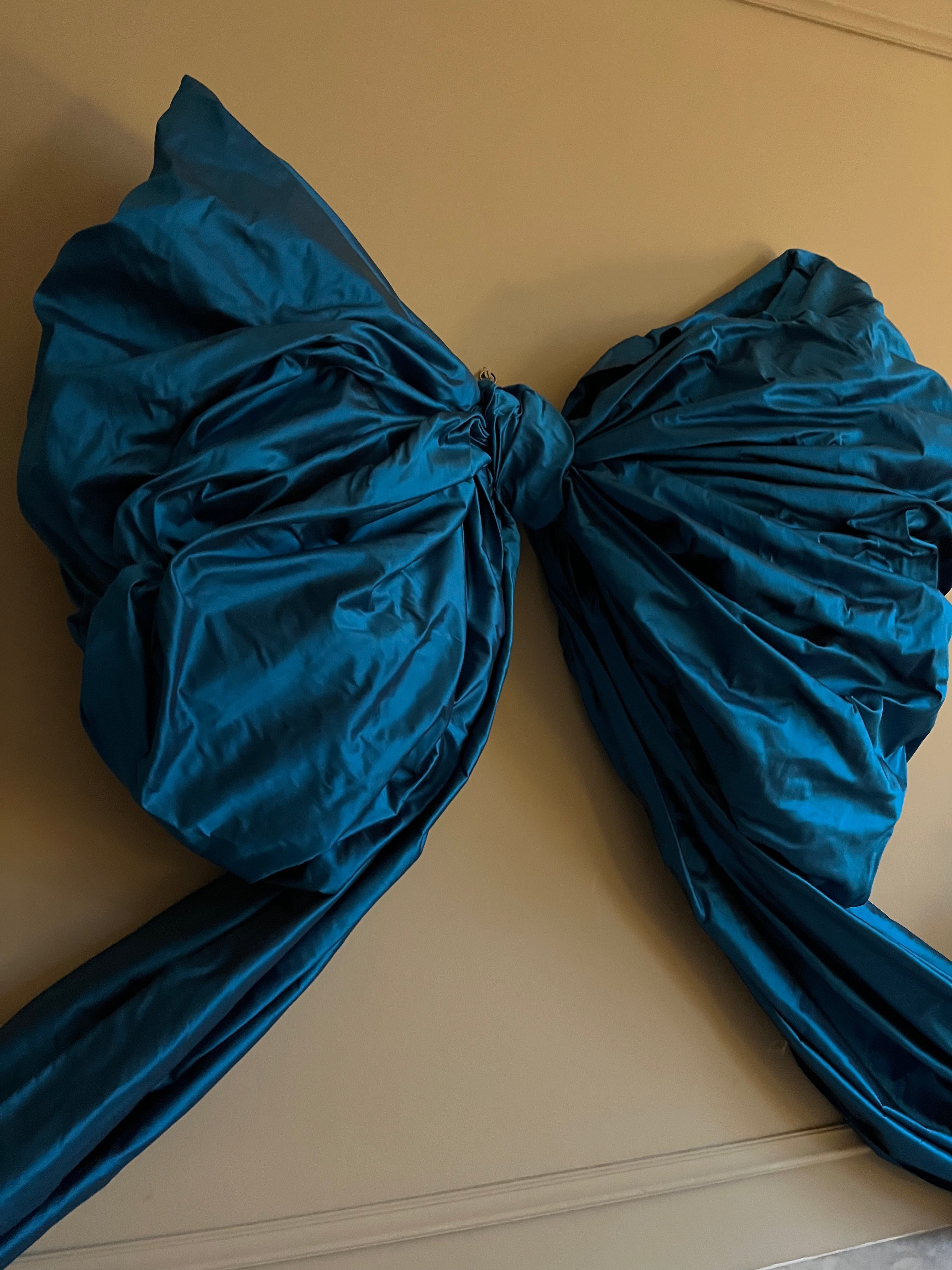 Massive Bow - Turquoise Silk
