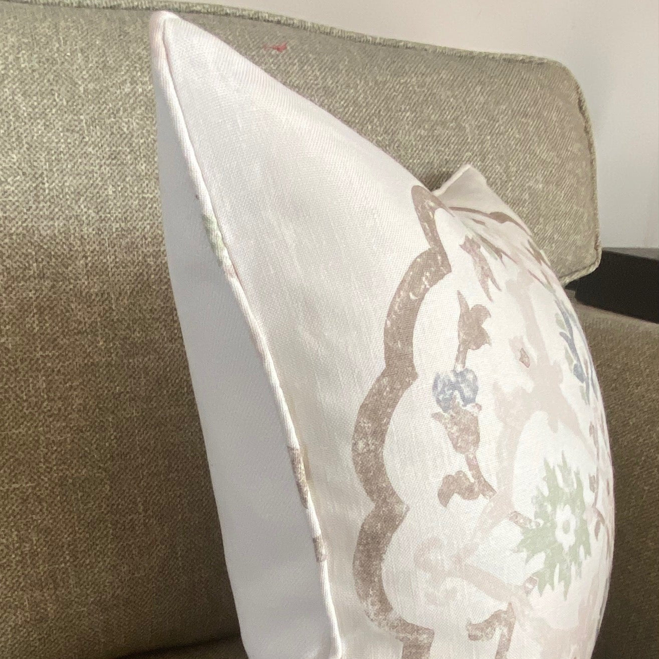 Waverton Cushion