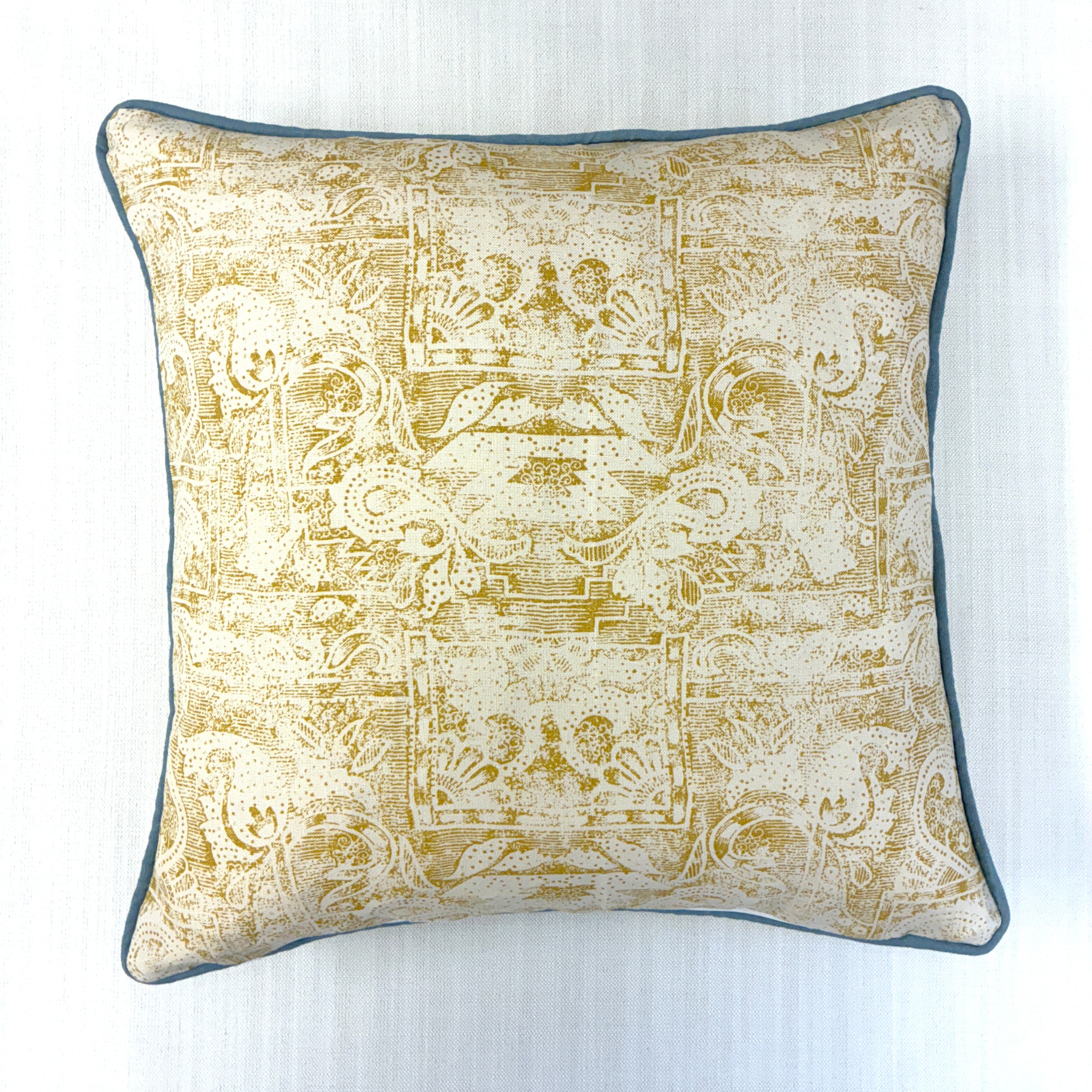 Claremont Daisy Cushion