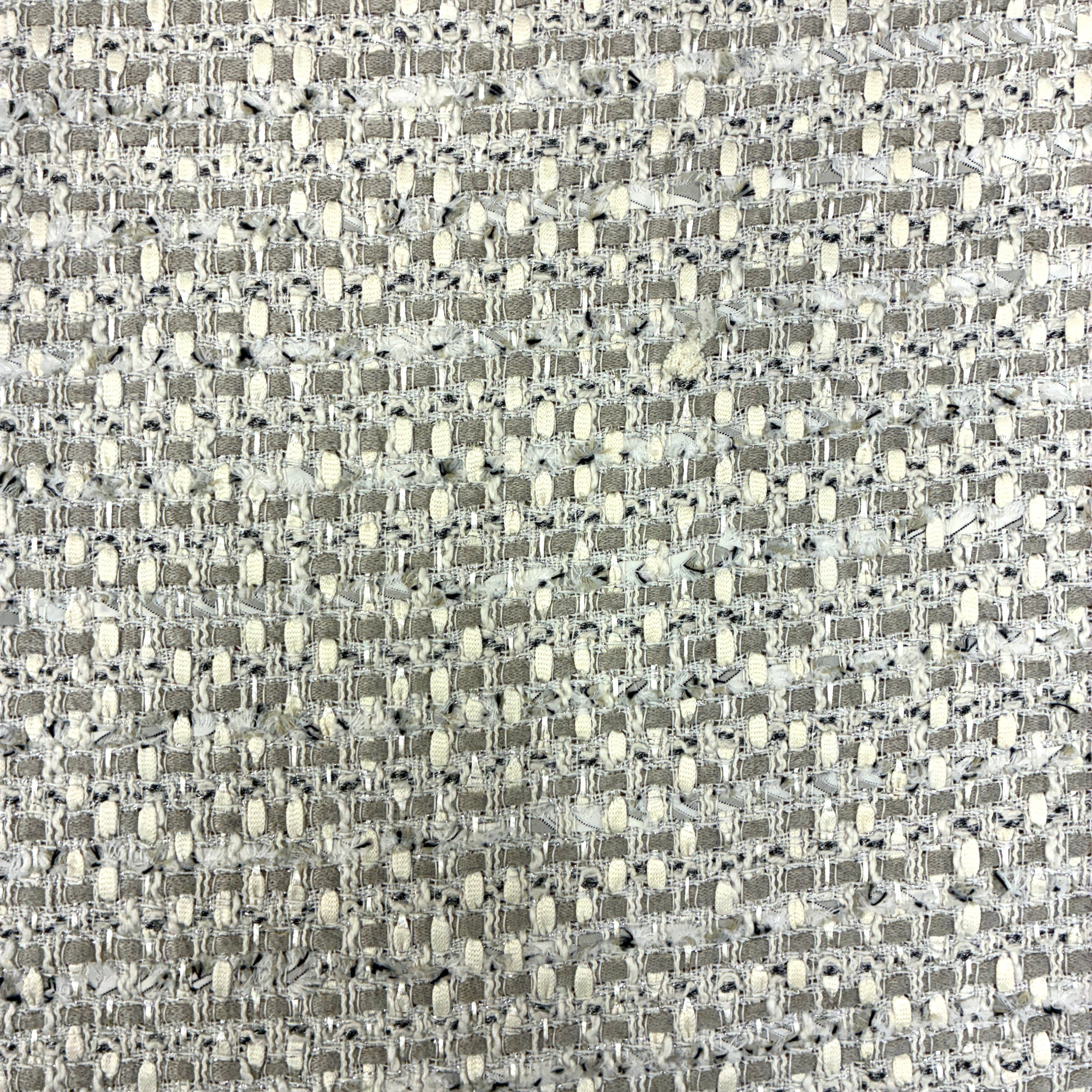 Weave with Metallic Detail