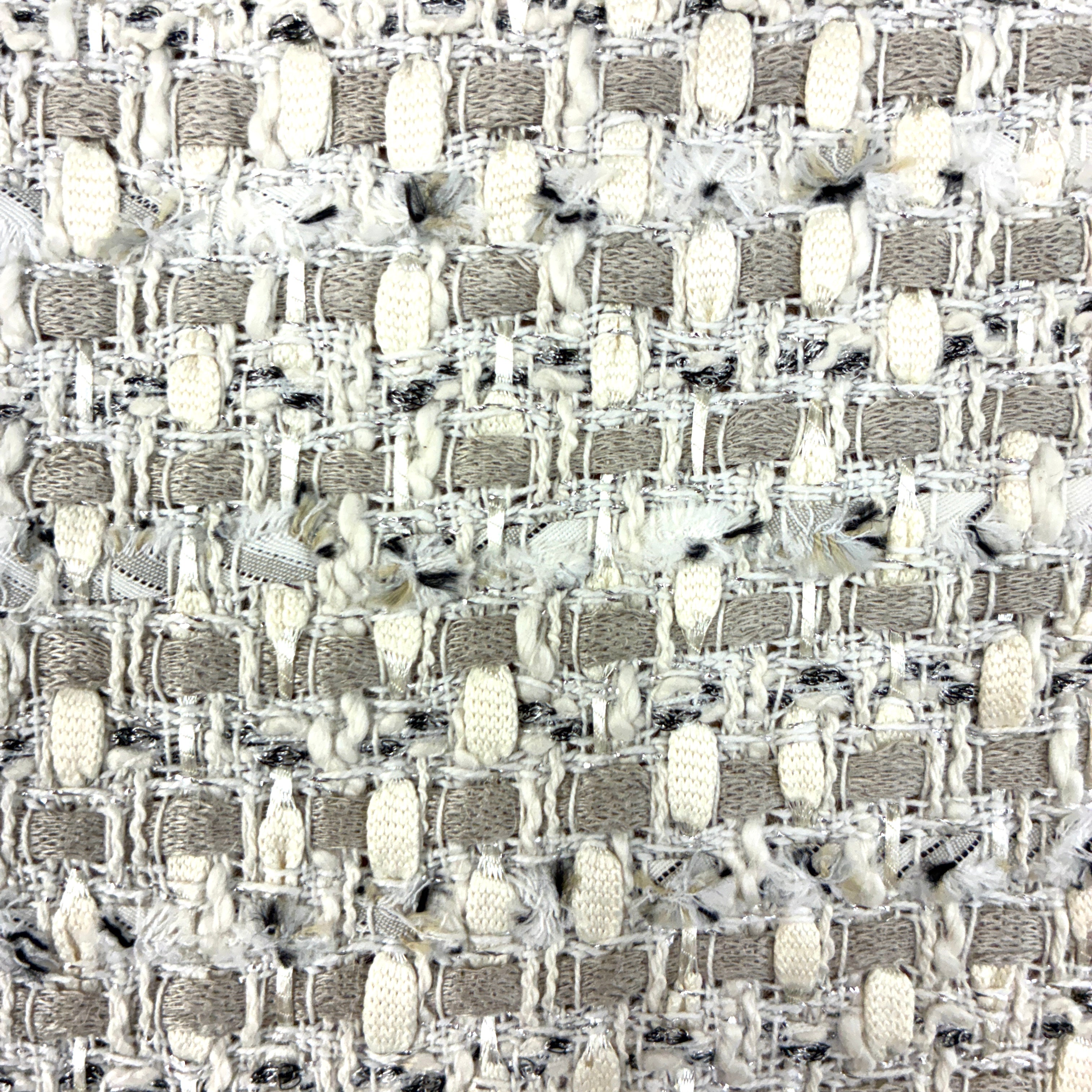 Weave with Metallic Detail