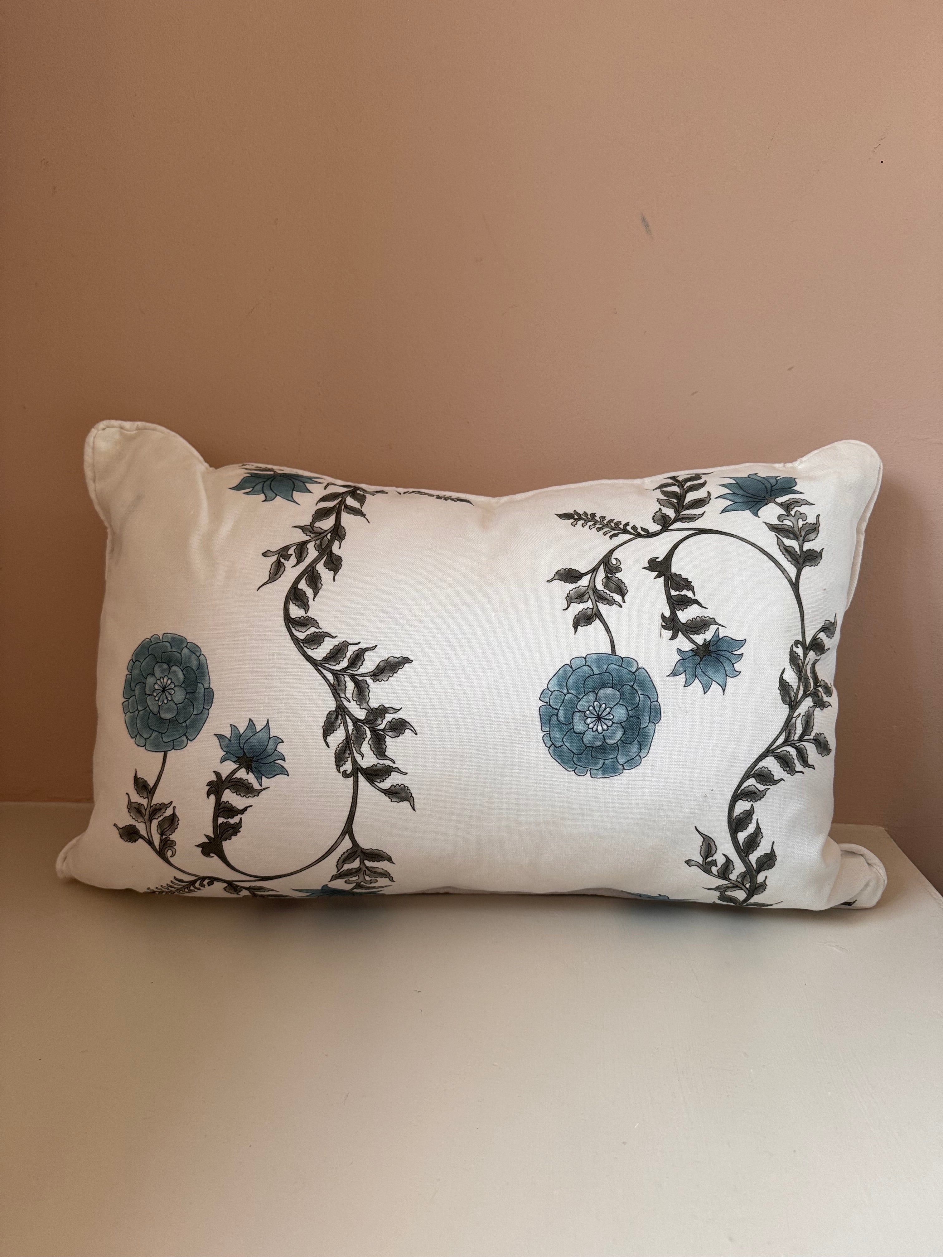 Botanica Trading Cushion