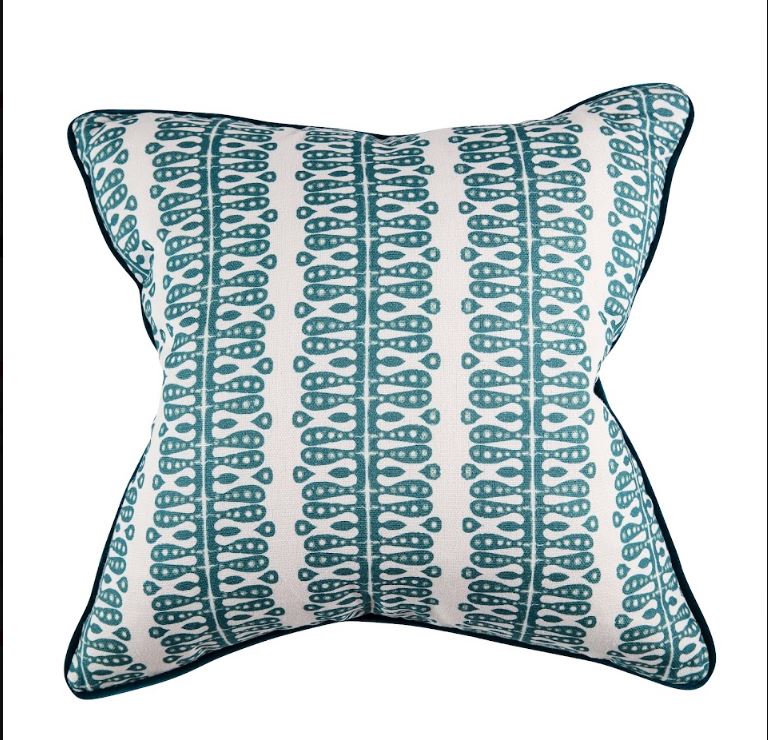 Kelling Home Cushion - Hearts and Minds